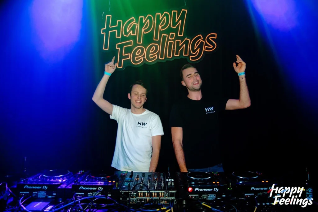 Phoo taken of HouseWire at the event Happy Feelings